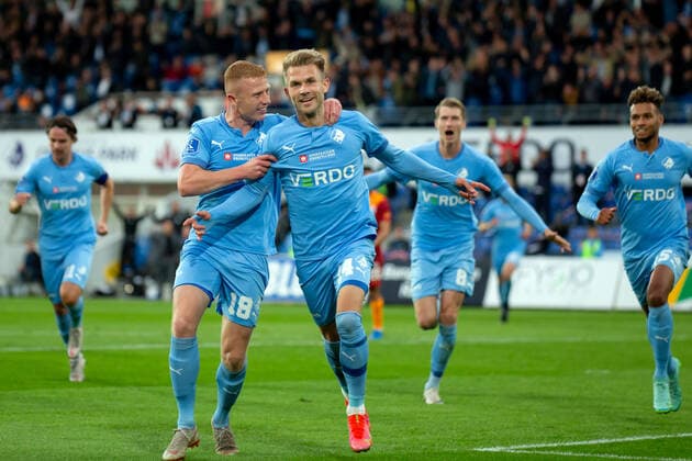 Randers FC - Galatasaray, Europa League Qualification, Randers, Denmark Randers, Denmark. 19th, August 2021. Frederik Lauenborg (14) of Randers FC scores for 1-1 and celebrates with Tobias Klysner (18) during the UEFA Europa League qualification match between Randers FC and Galatasaray at Cepheus Park in Randers. Randers Denmark  Copyright: xGonzalesxPhoto BalazsxPopalx