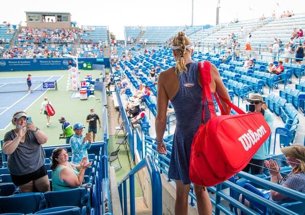 Mandatory Credit: Photo by Rob Prange Shutterstock (12324311as) Petra Kvitova of the Czech Republic in action during her quarter-final match at the 2021 Western & Southern Open WTA, Tennis Damen 1000 tennis tournament Western & Southern Open Day Seven, Tennis, Cincinnati, USA, 20 Aug 2021 Western & Southern Open Day Seven, Tennis, Cincinnati, USA, 20 Aug 2021  Copyright: xRobxPrange Shutterstockx 12324311as