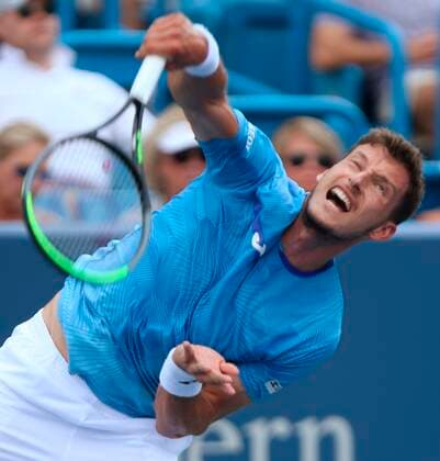 Pablo Carreno Busta of Spain serves the ball against Daniil Medvedev of Russia in their quarter-finals match of the Cincinnati Open Tennis Tournament at the Linder Tennis Center in Mason, Ohio, USA, 20 August 2021. Cincinnati Tennis Tournament !ACHTUNG: NUR REDAKTIONELLE NUTZUNG!  Copyright: xMARKxLYONSx AME9930 20210820-bd68df0558aceb02c5835ea7a27610d0c7dd23e9
