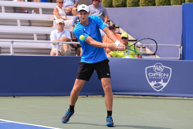 CINCINNATI, OH - AUGUST 20: Hubert Hurkacz of Poland returns the ball during the Western & Southern Open at the Lindner Family Tennis Center on August 20, 2021 in Mason, Ohio. (Photo by Ian Johnson Icon Sportswire) TENNIS: AUG 20 Western & Southern Open Icon210820031