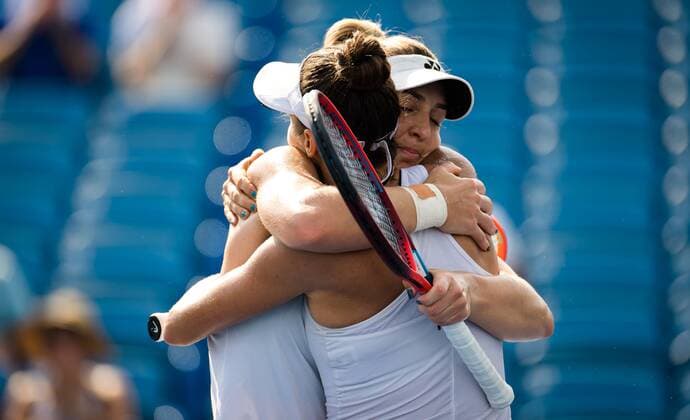 Mandatory Credit: Photo by Rob Prange Shutterstock (12324311bc) Gabriela Dabrowski of Canada & Luisa Stefani of Brazil in action during the doubles semi-final of the 2021 Western & Southern Open WTA, Tennis Damen 1000 tennis tournament Western & Southern Open Day Seven, Tennis, Cincinnati, USA, 20 Aug 2021 Western & Southern Open Day Seven, Tennis, Cincinnati, USA, 20 Aug 2021  Copyright: xRobxPrange Shutterstockx 12324311bc