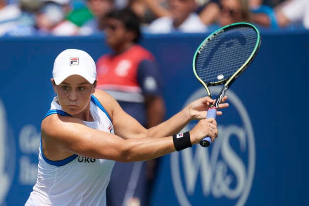 CINCINNATI, OH - AUGUST 21: Ashleigh Barty of Australia lines up the ball for a backhand slice shot during the semifinal match on day 7 of the Western & Southern Open at the Lindner Family Tennis Center in Mason, Ohio on August 21, 2021. (Photo by Shelley Lipton Icon Sportswire) TENNIS: AUG 21 Western & Southern Open Icon210821135