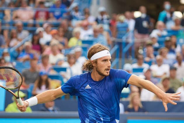 CINCINNATI, OH - AUGUST 21: Stefanos Tsitsipas of Greece hits a forehand shot during the semifinal match on day 7 of the Western & Southern Open at the Lindner Family Tennis Center in Mason, Ohio on August 21, 2021. (Photo by Shelley Lipton Icon Sportswire) TENNIS: AUG 21 Western & Southern Open Icon2108211610
