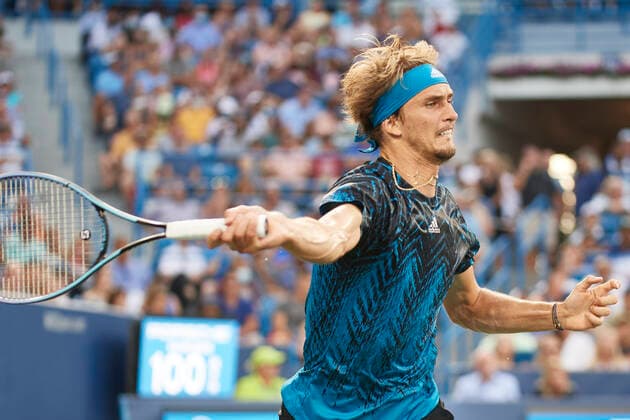 CINCINNATI, OH - AUGUST 21: Alexander Zverev of Germany hits a forehand shot during the semifinal match on day 7 of the Western & Southern Open at the Lindner Family Tennis Center in Mason, Ohio on August 21, 2021. (Photo by Shelley Lipton Icon Sportswire) TENNIS: AUG 21 Western & Southern Open Icon2108211628
