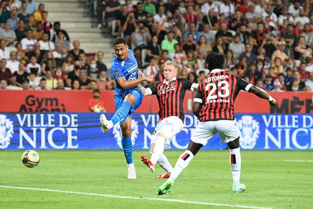 02 WILLIAM SALIBA (OM) - 26 MELVIN BARD (OGCN) FOOTBALL : Nice vs Marseille - Ligue 1 Uber Eats - 22 08 2021 FEP Panoramic 
