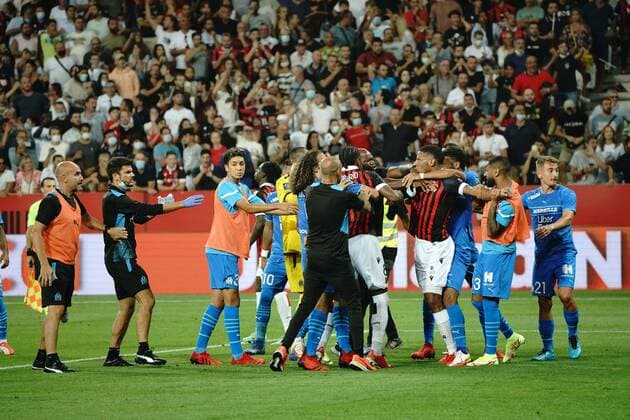 Bagarre generale - Jean Clair Todibo (OGC Nice) - Matteo Guendouzi (Olympique de Marseille) FOOTBALL : OGC Nice vs Olympique de Marseille - Ligue 1 Uber Eats - Nice - 22 08 2021 NorbertScanella PanoramiC 