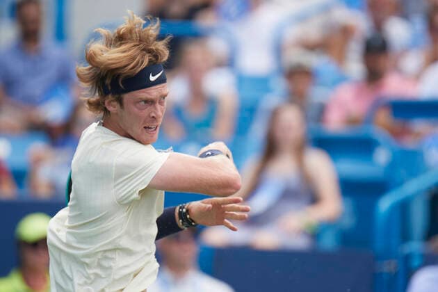 CINCINNATI, OH - AUGUST 22: Andrey Rublev of Russia hits a forehand shot during the menÕs championship match of the Western & Southern Open at the Lindner Family Tennis Center in Mason, Ohio on August 22, 2021. (Photo by Shelley Lipton Icon Sportswire) TENNIS: AUG 22 Western & Southern Open Icon210822675
