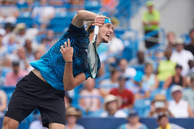 CINCINNATI, OH - AUGUST 22: Alexander Zverev of Germany serves during the menÕs championship match of the Western & Southern Open at the Lindner Family Tennis Center in Mason, Ohio on August 22, 2021. (Photo by Shelley Lipton Icon Sportswire) TENNIS: AUG 22 Western & Southern Open Icon210822728