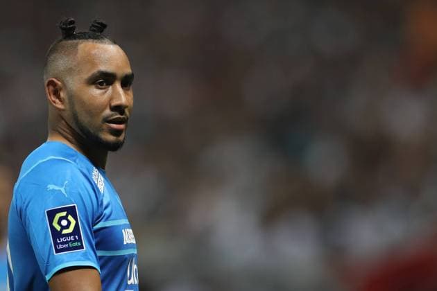 Nice, France, 22nd August 2021. Dimitri Payet of Olympique De Marseille looks on during the Lique 1 match at Allianz Riviera Stadium, Nice. Picture credit should read: Jonathan Moscrop Sportimage EDITORIAL USE ONLY. No use with unauthorised audio, video, data, fixture lists, club league logos or live services. Online in-match use limited to 120 images, no video emulation. No use in betting, games or single club league player publications. SPI-1148-0120