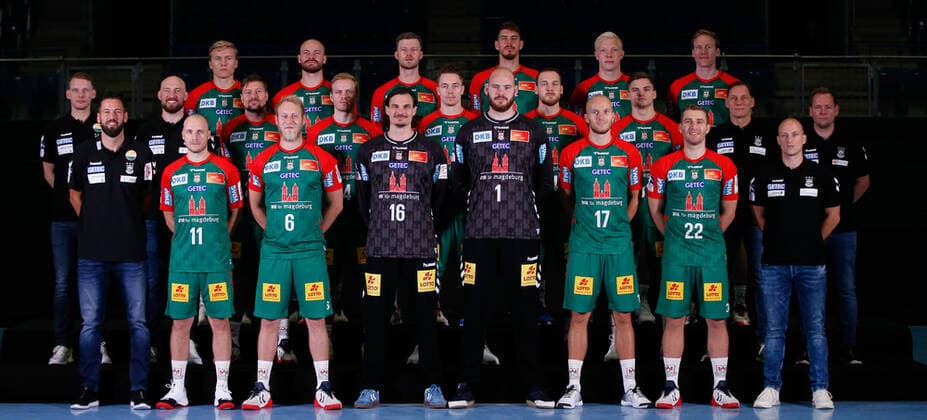 23 08 2021, xgox, handball LIQUI MOLY HBL, SC Magdeburg photo session emspor, v l team photo, team photo group photo, team of SC Magdeburg of the season 2021 22 in the home jersey of the Ausruesters Hummel Magdeburg