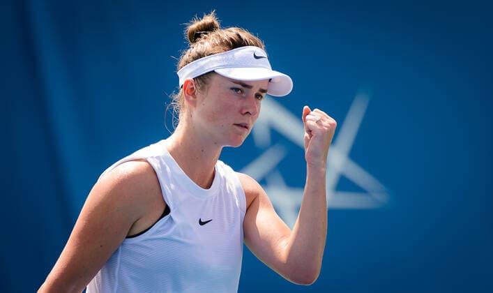 August 25, 2021, CHICAGO, UNITED STATES: Elina Svitolina of Ukraine in action during her second round match at the 2021 WTA, Tennis Damen Chicago Womens Open WTA 250 tennis tournament against Fiona Ferro of France CHICAGO UNITED STATES - ZUMAa181 20210825_zaa_a181_069 Copyright: xRobxPrangex