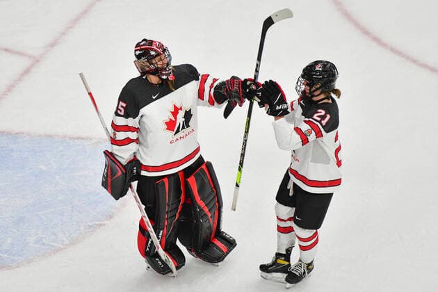 August 26, 2021, Calgary, AB, Canada: Canada s ANN-RENEE DESBIENS (left) and Canada s ASHTON BELL (right) celebrate their win over the United States at the 2021 IIHF Women s World Championship, WM, Weltmeisterschaft in Calgary, AB, Canada on 26 August, 2021. Canada defeated the United States 5-1 to take first place in the preliminary round. The last time Canada beat the United States at the World Championship was in 2013. Calgary Canada - ZUMAj113 0131781242st Copyright: xGavinxJohnx