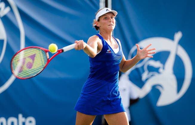 August 26, 2021, CHICAGO, UNITED STATES: Varvara Gracheva of Russia in action during the quarter-final of the 2021 WTA, Tennis Damen Chicago Womens Open WTA 250 tennis tournament against Marta Kostyuk of Ukraine CHICAGO UNITED STATES - ZUMAa181 20210826_zaa_a181_112 Copyright: xRobxPrangex