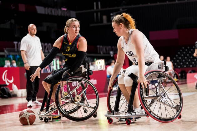 Tokyo 2020 Paralympic Games Wheelchair Basketball , 27 08 2021 TOKYO, JAPAN 27 August Wheelchair Basketball, Great Britain vs Germany Women, on Day 3 of the Tokyo 2020 Paralympic Games at Musashino Forest Sport Plaza on 27 08 2021 in Tokyo Japan Mareike Miller 4, Germany , Lucy Robinson 12, Great Britain Copyright: xBEAUTIFULxSPORTS Wunderlx