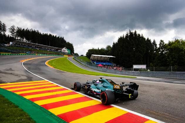 05 VETTEL Sebastian (ger), Aston Martin F1 AMR21, action during the Formula 1 Belgium Grand Prix, 12th round of the 2021 FIA Formula One World Championship, WM, Weltmeisterschaft from August 27 to 29, 2021 on the Circuit de Spa-Francorchamps, in Stavelot, near LiÃ‹ge, Belgium - Photo Antonin Vincent DPPI FORMULE 1 : Grand prix de belgique - 27 08 2021 DPPI PANORAMIC  00121025__V2_3318
