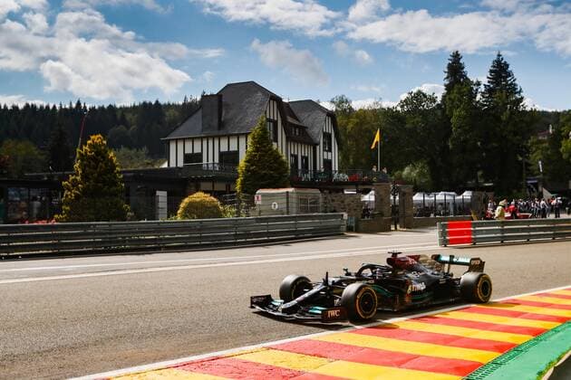 44 HAMILTON Lewis (gbr), Mercedes AMG F1 GP W12 E Performance, action during the Formula 1 Belgium Grand Prix, 12th round of the 2021 FIA Formula One World Championship, WM, Weltmeisterschaft from August 27 to 29, 2021 on the Circuit de Spa-Francorchamps, in Stavelot, near LiÃ‹ge, Belgium - Photo Antonin Vincent DPPI FORMULE 1 : Grand prix de belgique - 27 08 2021 DPPI PANORAMIC  00121025__V2_3600