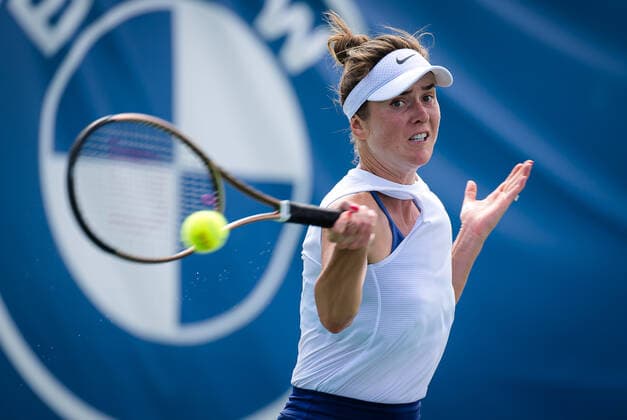 August 27, 2021, CHICAGO, UNITED STATES: Elina Svitolina of the Ukraine in action during the semi-final of the 2021 WTA, Tennis Damen Chicago Womens Open WTA 250 tennis tournament against Rebecca Peterson of Sweden CHICAGO UNITED STATES - ZUMAa181 20210827_zaa_a181_037 Copyright: xRobxPrangex