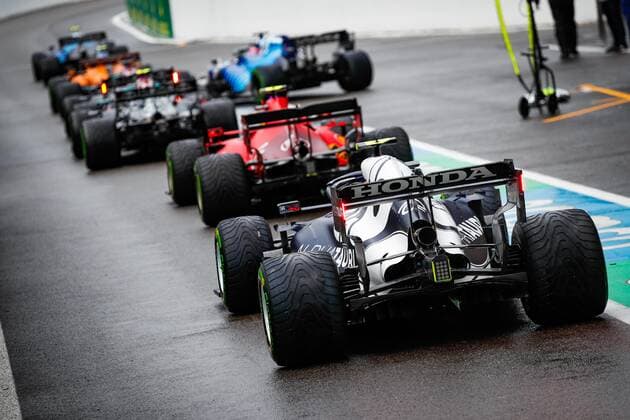 GASLY Pierre (fra), Scuderia AlphaTauri Honda AT02, action pitlane during the Formula 1 Belgium Grand Prix, 12th round of the 2021 FIA Formula One World Championship, WM, Weltmeisterschaft from August 27 to 29, 2021 on the Circuit de Spa-Francorchamps, in Stavelot, near LiÃ‹ge, Belgium - FORMULE 1 : Grand prix de belgique - 28 08 2021 DPPI PANORAMIC  20210828_GOODEN__GO07228