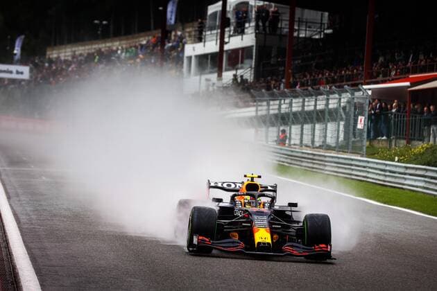 11 PEREZ Sergio (mex), Red Bull Racing Honda RB16B, action during the Formula 1 Belgium Grand Prix, 12th round of the 2021 FIA Formula One World Championship, WM, Weltmeisterschaft from August 27 to 29, 2021 on the Circuit de Spa-Francorchamps, in Stavelot, near LiÃ‹ge, Belgium - FORMULE 1 : Grand prix de belgique - 28 08 2021 DPPI PANORAMIC  00121025_AV6_4111