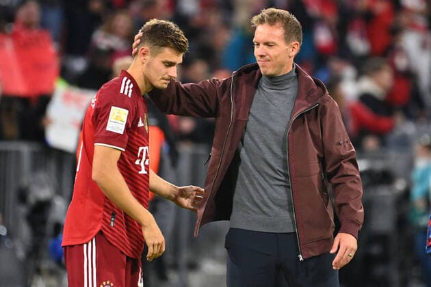 Coach Julian NAGELSMANN Bayern Muenchen with Josip STANISIC Bayern Muenchen after the game Football 1 Bundesliga Season 2021 2022, 3 Matchday, Matchday03 FC Bayern Muenchen Hertha BSC Berlin 5 0 on 28 08 2021, A L L I A N Z A R E N A Muenchen