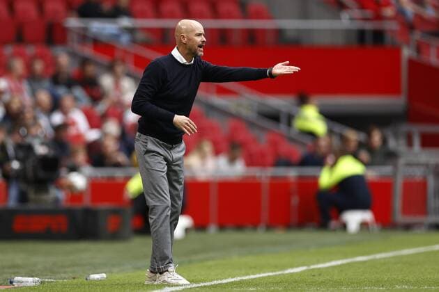 AMSTERDAM Ajax coach Erik ten Hag during the Dutch Eredivisie match between Ajax and Vitesse at the Johan Cruijff ArenA on August 29, 2021 in Amsterdam, Netherlands ANP MAURICE VAN STEEN Dutch Eredivisie 2021 2022 xVIxANPxSportx xxANPxIVx 436457258