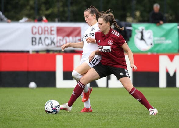 29 08 2021 Football Season 2021 2022 2 Women Football Women Bundesliga 02 Matchday 1 FC Nürnberg FCN Club SG Eintracht Frankfurt II Sportfoto Zink DaMa Jonna Brengel 10, SG Eintracht Frankfurt II Luisa Richert 10, 1 FC Nürnberg FCN