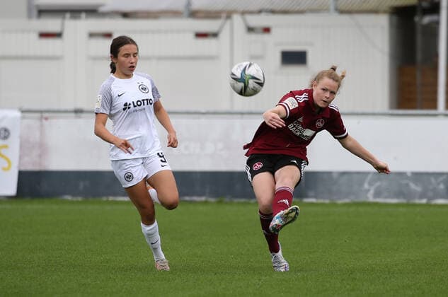 29 08 2021 Football Season 2021 2022 2 Women Football Women Bundesliga 02 Matchday 1 FC Nürnberg FCN Club SG Eintracht Frankfurt II Sportfoto Zink DaMa Franka Weber 19, SG Eintracht Frankfurt II Hanna Sauer 19, 1 FC Nürnberg FCN
