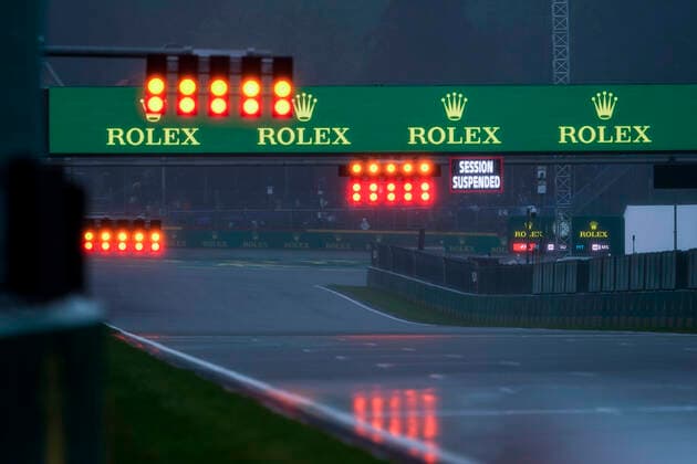 August 29, 2021, Francorchamps, Belgium: Grid lights and an electronic display reading Session suspended are seen the 2021 FIA Formula 1 Belgian Grand Prix at Circuit de Spa-Francorchamps in Francorchamps, Belgium. Francorchamps Belgium - ZUMAg147 20210829_zap_g147_059 Copyright: xJamesxGasperottix
