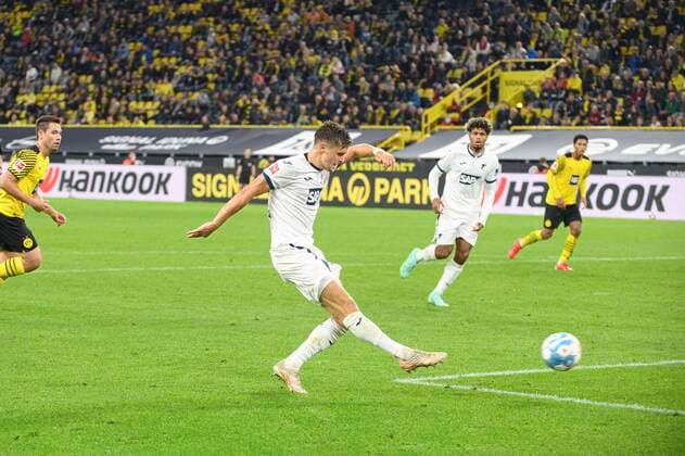 Christoph BAUMGARTNER 1899 scores the goal to 1 1, Action, Football 1 Bundesliga, 03 Matchday, Borussia Dortmund DO TSG 1899 Hoffenheim 1899 , on 27 08 2021 in Dortmund Germany DFL regulations prohibit any use of photographs as image sequences and or quasi video Â
