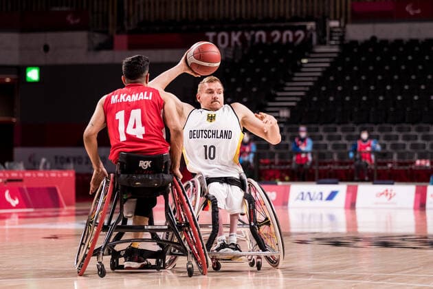 Tokyo 2020 Paralympic Games Wheelchair Basketball , 30 08 2021 TOKYO, JAPAN 30 August Wheelchair Basketball, Germany Iran Men, on Day 6 of the Tokyo 2020 Paralympic Games at Ariake Arena on 30 08 2021 in Tokyo Japan Mojtaba Kamali 14, Iran , Jan Haller 10, Germany Copyright: xBEAUTIFULxSPORTS Wunderlx