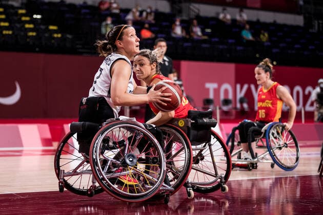 Tokyo 2020 Paralympic Games Wheelchair Basketball , 31 08 2021 TOKYO, JAPAN 31 August Wheelchair Basketball, Quarterfinal Germany vs Spain Women, on Day 7 of the Tokyo 2020 Paralympic Games at Ariake Arena on 31 08 2021 in Tokyo Japan Anne Patzwald 7, Germany , Sonia Ruiz 6, Spain Copyright: xBEAUTIFULxSPORTS Wunderlx