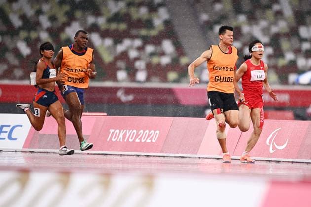 (L-R) PEREZ LOPEZ Linda Patricia, CASSIANI HERRERA Alvaro Luis (VEN), XU Donglin, LIU Cuiqing (CHN), AUGUST 31, 2021 - Athletics : Women s 100m T11 Final during the Tokyo 2020 Paralympic Games at the National Stadium in Tokyo, Japan. Noxthirdxpartyxsales  (168250814)