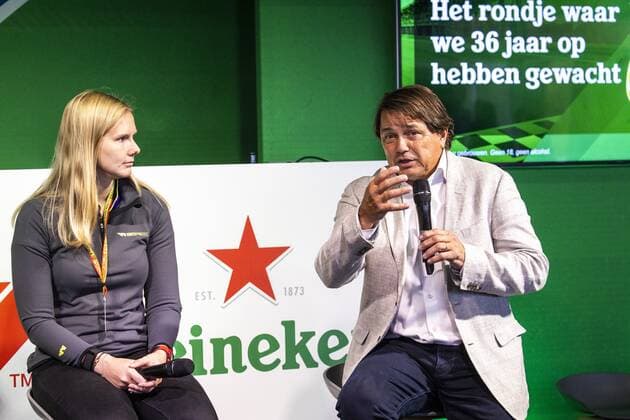 ZANDVOORT Beitske Visser, W Series driver and Hans Erik Tuijt, Global Sponsorship Director Heineken during the press conference For the first time in 36 years, the Formula 1 race Dutch Grand Prix Zandvoort will be held at Circuit Zandvoort ANP VINCENT JANNINK xVIxANPxSportx xxANPxIVx 436626928