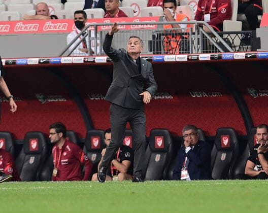 Coach Senol Gunes of Turkey during the World Cup 2022 Qualifaction group G match between Turkey and Montenegro at Vodafone Park in Istanbul , Turkey on September 01 , 2021. 