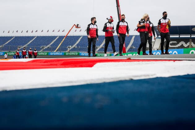 trackwalk GIOVINAZZI Antonio (ita), Alfa Romeo Racing ORLEN C41, portrait during the Formula 1 Heineken Dutch Grand Prix 2021, 13th round of the 2021 FIA Formula One World Championship, WM, Weltmeisterschaft from September 3 to 5, 2021 on the Circuit Zandvoort, in Zandvoort, Netherlands - FORMULE 1 : Grand Prix des Pays-Bas - 02 09 2021 Dppi Panoramic  00121027_AV6_4789