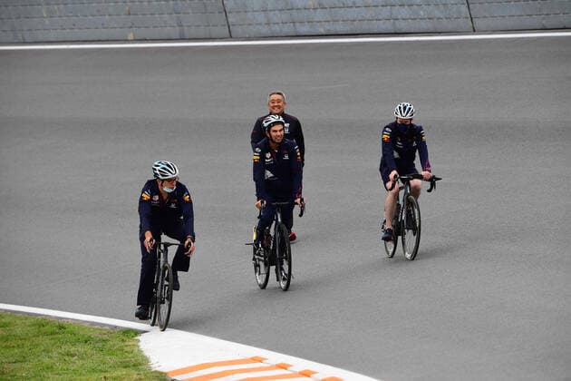 Formula 1 - Dutch Grand Prix - Driver Track Walk Sergio Perez of Red Bull Racing Honda on track during track walk of Dutch Grand Prix, 13th round of Formula 1 World Championship, WM, Weltmeisterschaft in CM.com Circuit Zandvoort, North Holland, Netherlands, 2 September 2021 Zandvoort North Hollan Netherlands diodato-notitle210902_npKe2  Copyright: xAndreaxDiodatox