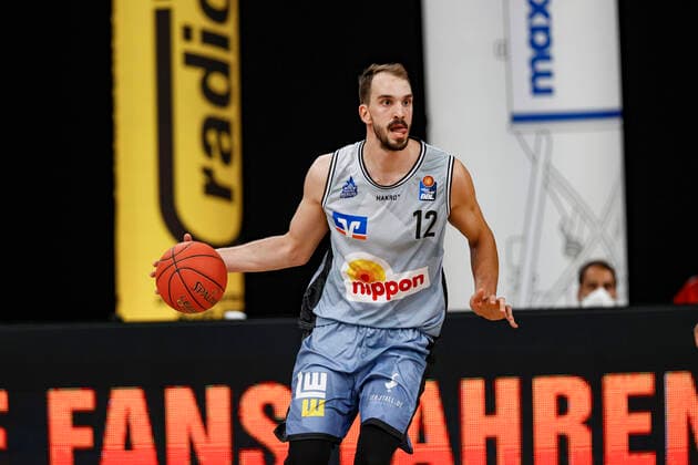 12 Dejan Kovacevic HAKRO Merlins Crailsheim Brose Bamberg HAKRO Merlins Crailsheim easyCredit BBL Basketball Bundesliga Basketball Season 2021 22 Test match Preparatory match, 02 09 2021 Bamberg, Brose Arena Copyright: DanielxLöb