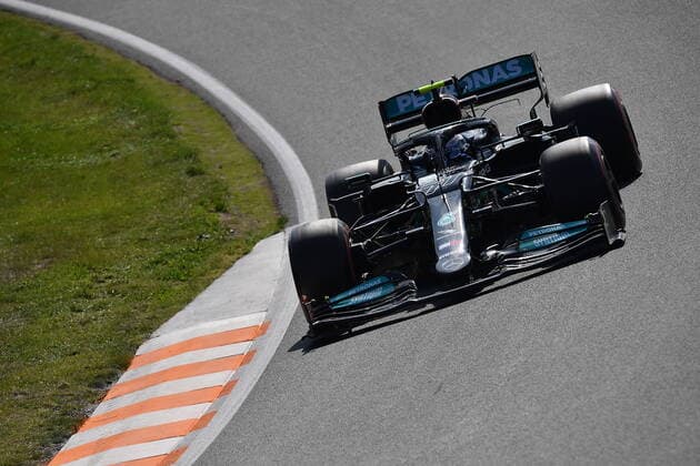 FORMULA 1 HEINEKEN DUTCH GRAND PRIX 2021 03 09 2021, Circuit Park Zandvoort, Zandvoort, FORMULA 1 HEINEKEN DUTCH GRAND PRIX 2021 , in picture Valtteri Bottas FIN 77 , Mercedes AMG Petronas Formula One Team drives through the new steep curve at Zandvoort nordphotoxGmbHx xBratic nph00250