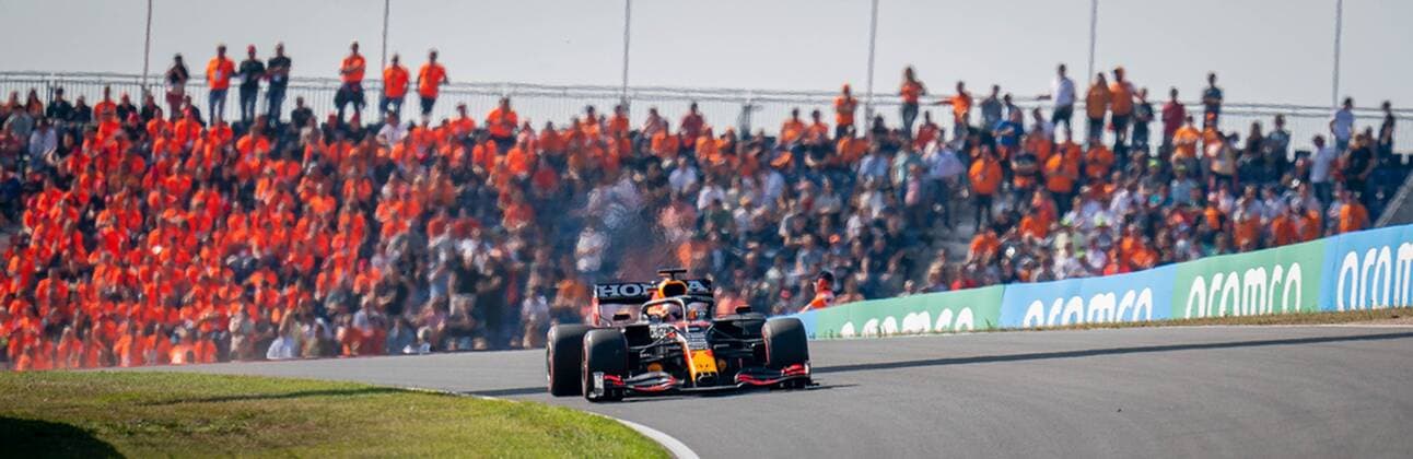 Zandvoort - 03-09-2021, CM.com Circuit Zandvoort, Formula 1 Dutch Grand Prix at the CM.com Circuit Zandvoort , Friday , Red Bull driver Max Verstappen in front of the fans Formula 1 Dutch Grand Prix - Friday  x13272356x Copyright: