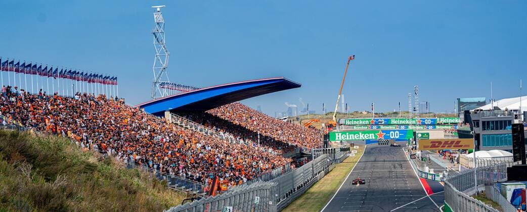 Zandvoort - 03-09-2021, CM.com Circuit Zandvoort, Formula 1 Dutch Grand Prix at the CM.com Circuit Zandvoort , Friday , Overview of the grandstand during free practice 2 Formula 1 Dutch Grand Prix - Friday  x13272360x Copyright: