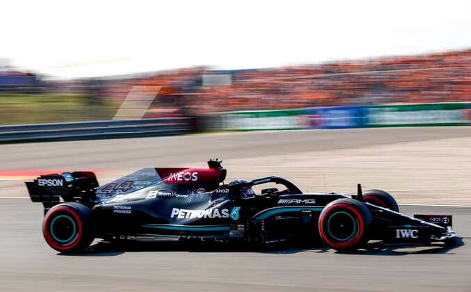 44 HAMILTON Lewis (gbr), Mercedes AMG F1 GP W12 E Performance, action during the Formula 1 Heineken Dutch Grand Prix 2021, 13th round of the 2021 FIA Formula One World Championship, WM, Weltmeisterschaft from September 3 to 5, 2021 on the Circuit Zandvoort, in Zandvoort, Netherlands FORMULE 1 : Grand Prix des Pays-Bas - Essais - 03 09 2021 DPPI PANORAMIC 