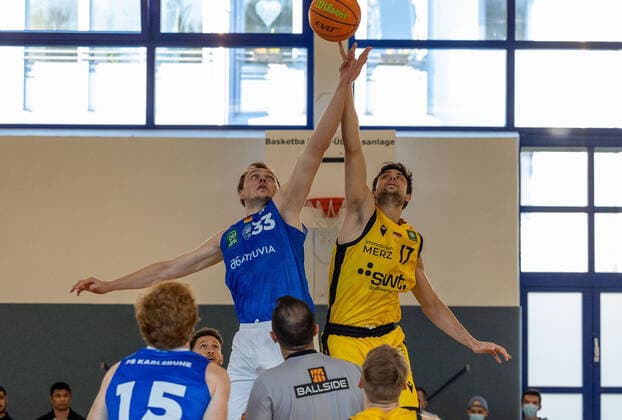 Mateo Seric Tigers Tuebingen, 17 , Tom Alte PS Karlsruhe Lions, 33 ¨¨Tigers Tuebingen vs PS Karlsruhe Lions, 2 basketball, Bundesliga, Pro A, Barmer 2 basketball, test game, season 2021 2022, 03 09 2021, ¨¨ Tigers Tuebingen PS Karlsruhe Lions, 2 basketball, 2 Bundesliga, Barmer 2 basketball, test game, season 2021 2022, 03 09 2021 Tuebingen. Copyright: xDennisxDuddek xEibnerxPressefotox EP_DDK