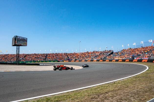 Zandvoort - 04-09-2021, CM.com Circuit Zandvoort, Formula 1 Dutch Grand Prix at the CM.com Circuit Zandvoort , Saturday , Max Verstappen riding into the stadium Formula 1 Dutch Grand Prix - Saturday  x13289030x Copyright: