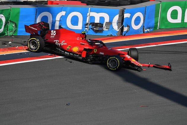 FORMULA 1 HEINEKEN DUTCH GRAND PRIX 2021 04 09 2021, Circuit Park Zandvoort, Zandvoort, FORMULA 1 HEINEKEN DUTCH GRAND PRIX 2021 , in the picture accident of Carlos Sainz Jr ESP 55 , Scuderia Ferrari Mission Winnow nordphotoxGmbHx xBratic nph00250