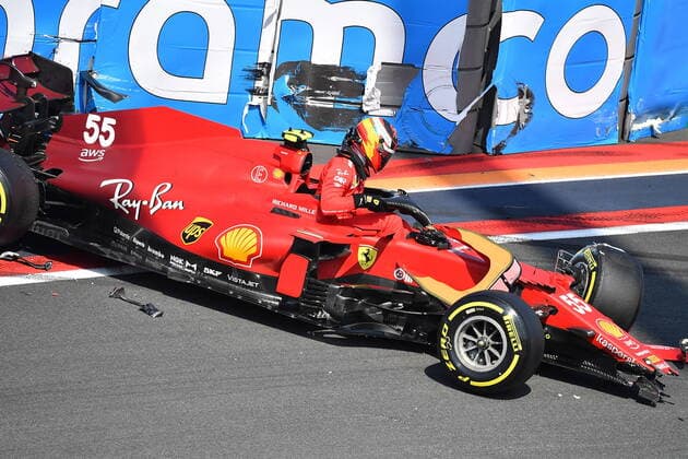 FORMULA 1 HEINEKEN DUTCH GRAND PRIX 2021 04 09 2021, Circuit Park Zandvoort, Zandvoort, FORMULA 1 HEINEKEN DUTCH GRAND PRIX 2021 , in the picture accident of Carlos Sainz Jr ESP 55 , Scuderia Ferrari Mission Winnow nordphotoxGmbHx xBratic nph00250