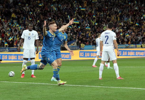 KYIV, UKRAINE - SEPTEMBER 4, 2021 - Forward Roman Yaremchuk (back) and midfielder Viktor Tsygankov (L) of Ukraine react to midfielder Mykola Shaparenko s scoring of the opener in the 44th minute during the FIFA World Cup, WM, Weltmeisterschaft, Fussball Qatar 2022 Qualification Round UEFA Group D match against France at the NSC Olimpiyskiy, Kyiv, capital of Ukraine. Ukraine vs France in European Qualifiers match in Kyiv  Copyright: xHennadiixMinchenkox