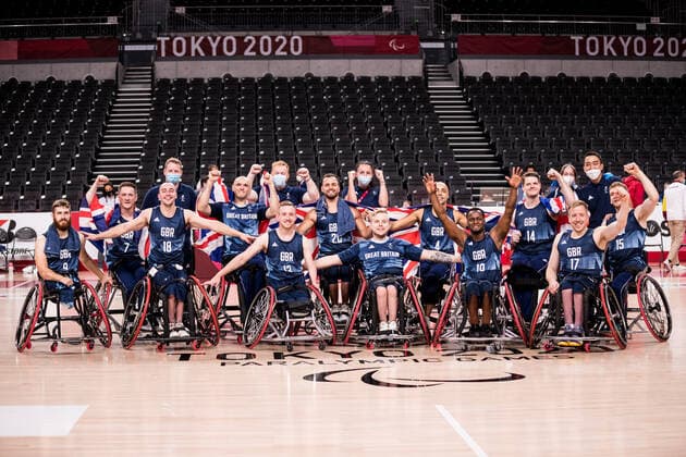 Tokyo 2020 Paralympic Games Wheelchair Basketball , 05 09 2021 TOKYO, JAPAN 05 September Wheelchair basketball, bronze medal match Spain vs Great Britain men, on day 12 of the Tokyo 2020 Paralympic Games at Ariake Arena on 05 09 2021 in Tokyo Japan Happy winners the men from Great Britain win bronze Copyright: xBEAUTIFULxSPORTS Wunderlx