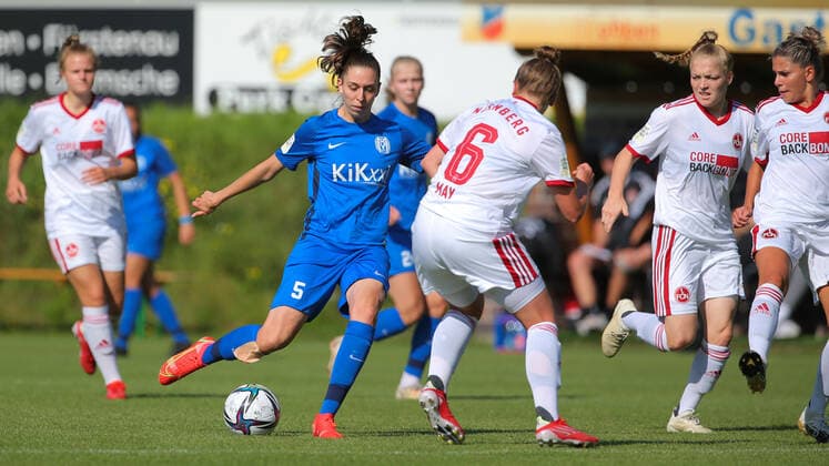 from left Bianca Becker SV Meppen, 5 scoring, Jessica May 1 FC Nürnberg, 6 , THE DFB DIRECTIVES PROHIBIT ANY USE OF PHOTOGRAPHS AS IMAGE SEQUENCES AND OR QUASI VIDEO , 05 09 2021, Meppen Germany , Football, 2 Women Bundesliga, SV Meppen 1 FC Nürnberg xobx