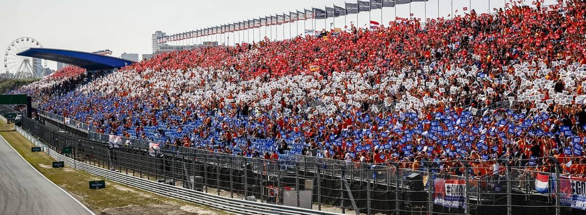 ZANDVOORT Audience in the stands prior to the Dutch Grand Prix at the Zandvoort circuit KOEN VAN WEEL Grand Prix xVIxANPxSportx xxANPxIVx 436896308