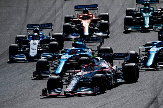 Start of the race, 99 GIOVINAZZI Antonio (ita), Alfa Romeo Racing ORLEN C41, action during the Formula 1 Heineken Dutch Grand Prix 2021, 13th round of the 2021 FIA Formula One World Championship, WM, Weltmeisterschaft from September 3 to 5, 2021 on the Circuit Zandvoort, in Zandvoort, Netherlands FORMULE 1 : Grand Prix des Pays-Bas - 05 09 2021 DPPI PANORAMIC  00121028_GO09611.JPG